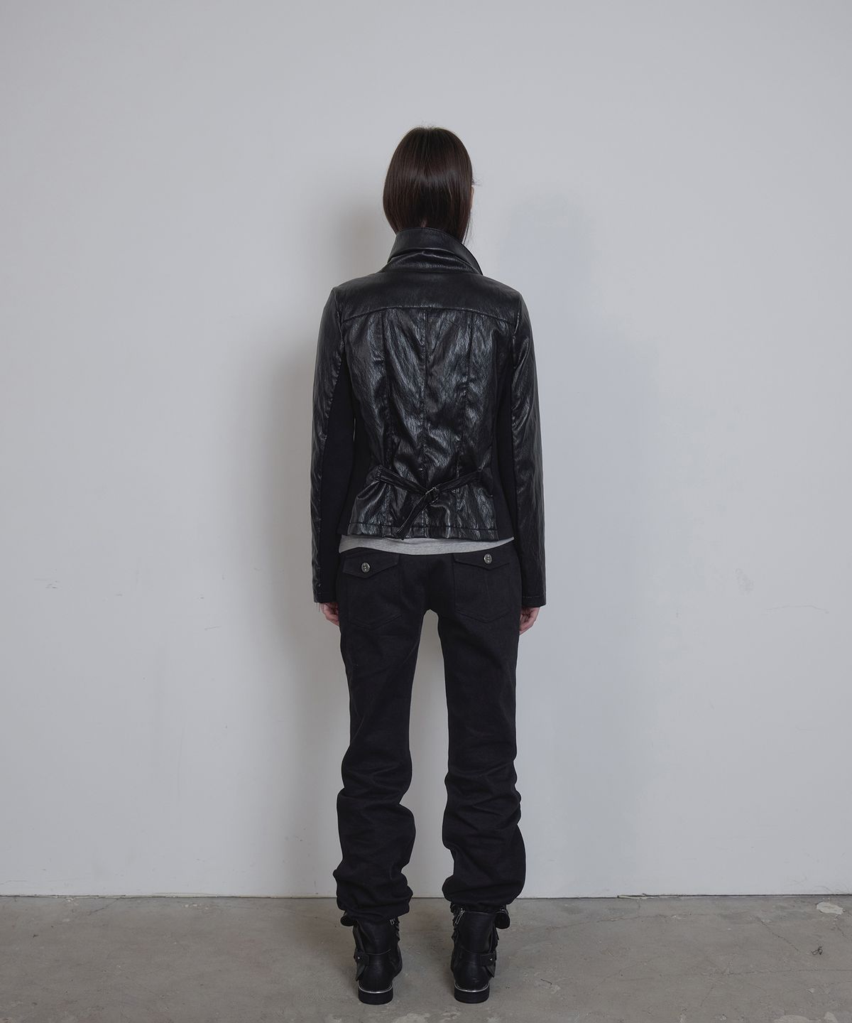 애시메트리(ASYMMETRY) DISTORTED ZIP PANTS