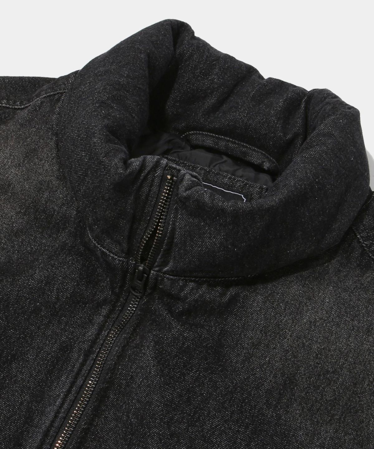 컬럼비아 유니버시티(COLUMBIA UNIVERSITY) STREET DENIM OVER PUFFER JACKET_GRAY JEANS