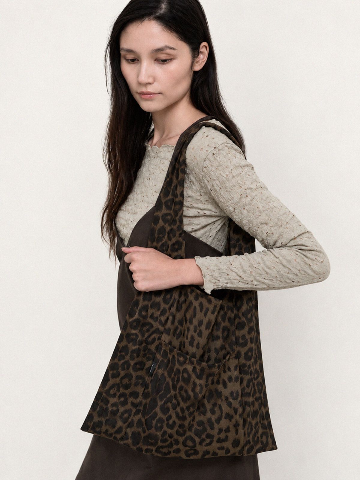 메르헨(MERCHEN) Leopard daily shoulder bag_2color