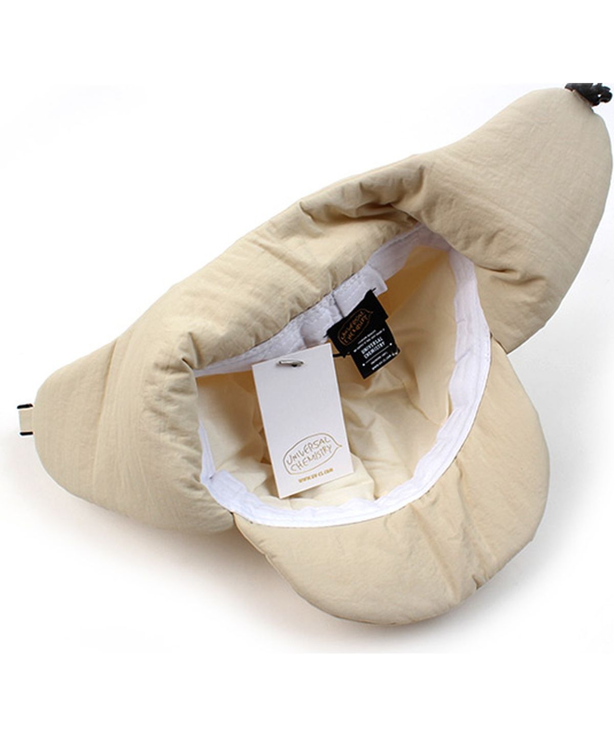 유니버셜 케미스트리(UNIVERSAL CHEMISTRY) Bubble Padding Beige Trooper Hat 귀달이모자