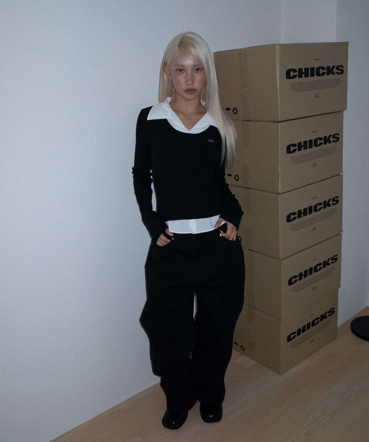칙스(CHICKS) 더블 포켓 와이드 코튼 팬츠 블랙