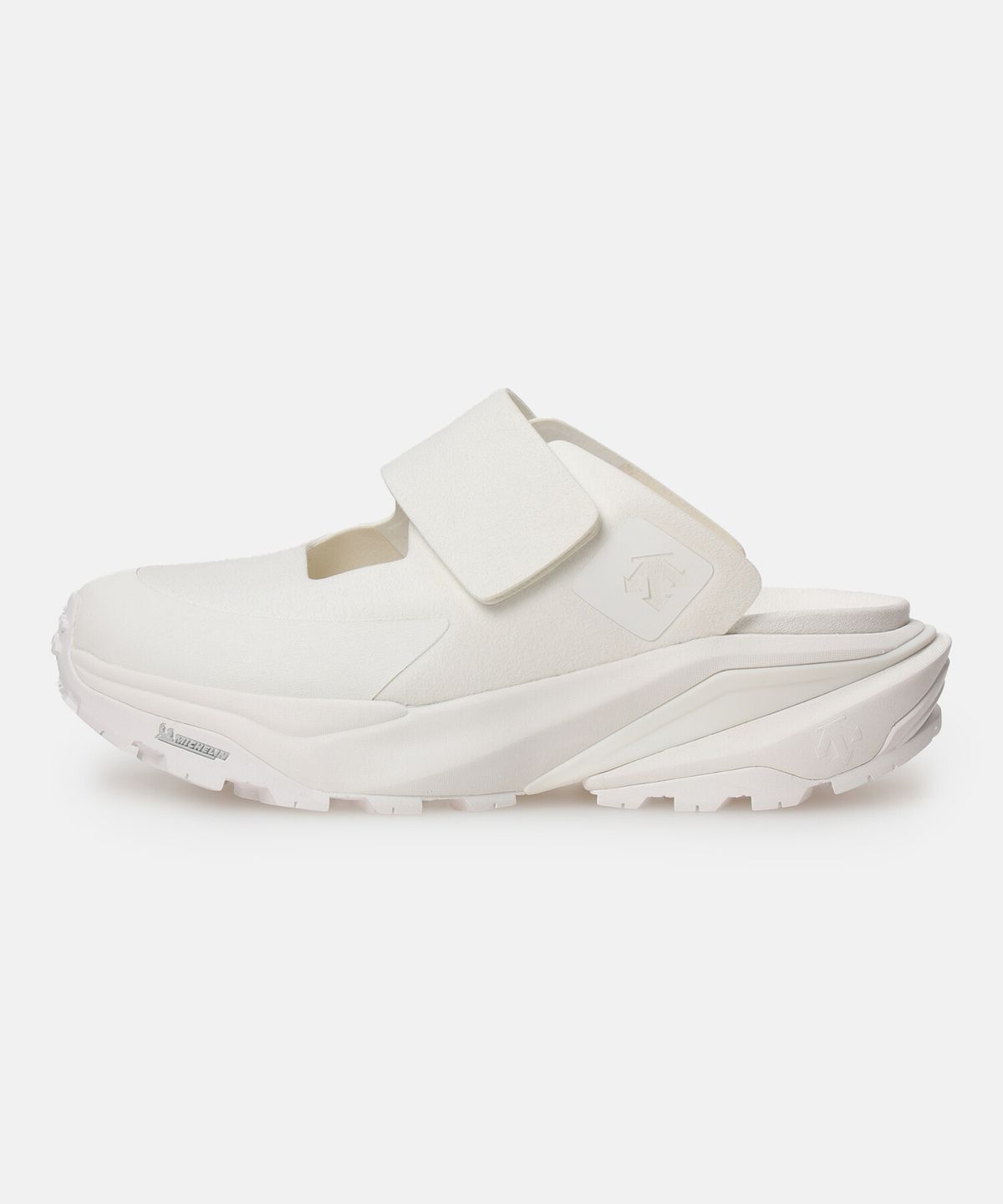 데상트(DESCENTE) [ALLTERRAIN] TREK EASE MULE 화이트 버건디 SR313LSD81