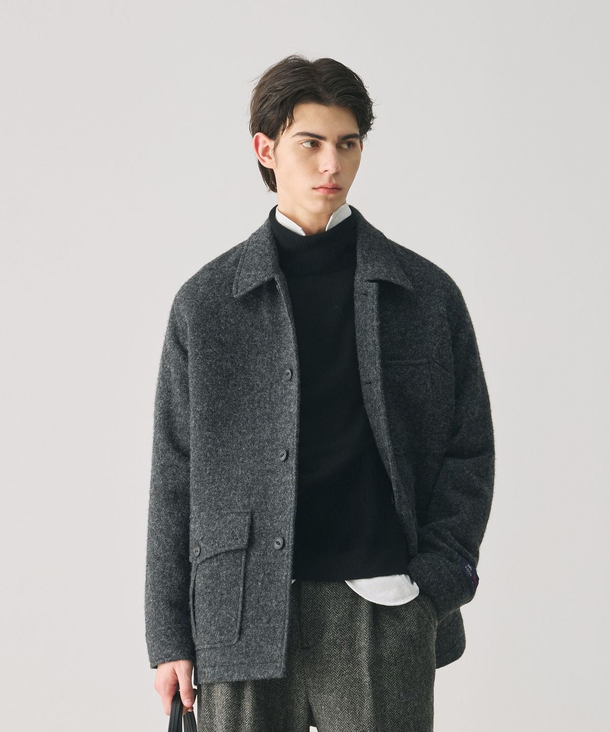 건지 울른스(Guernsey Woollens) [건지울른스X아브라함문] 하운드투스 울 초어 자켓 - 솔리드 차콜