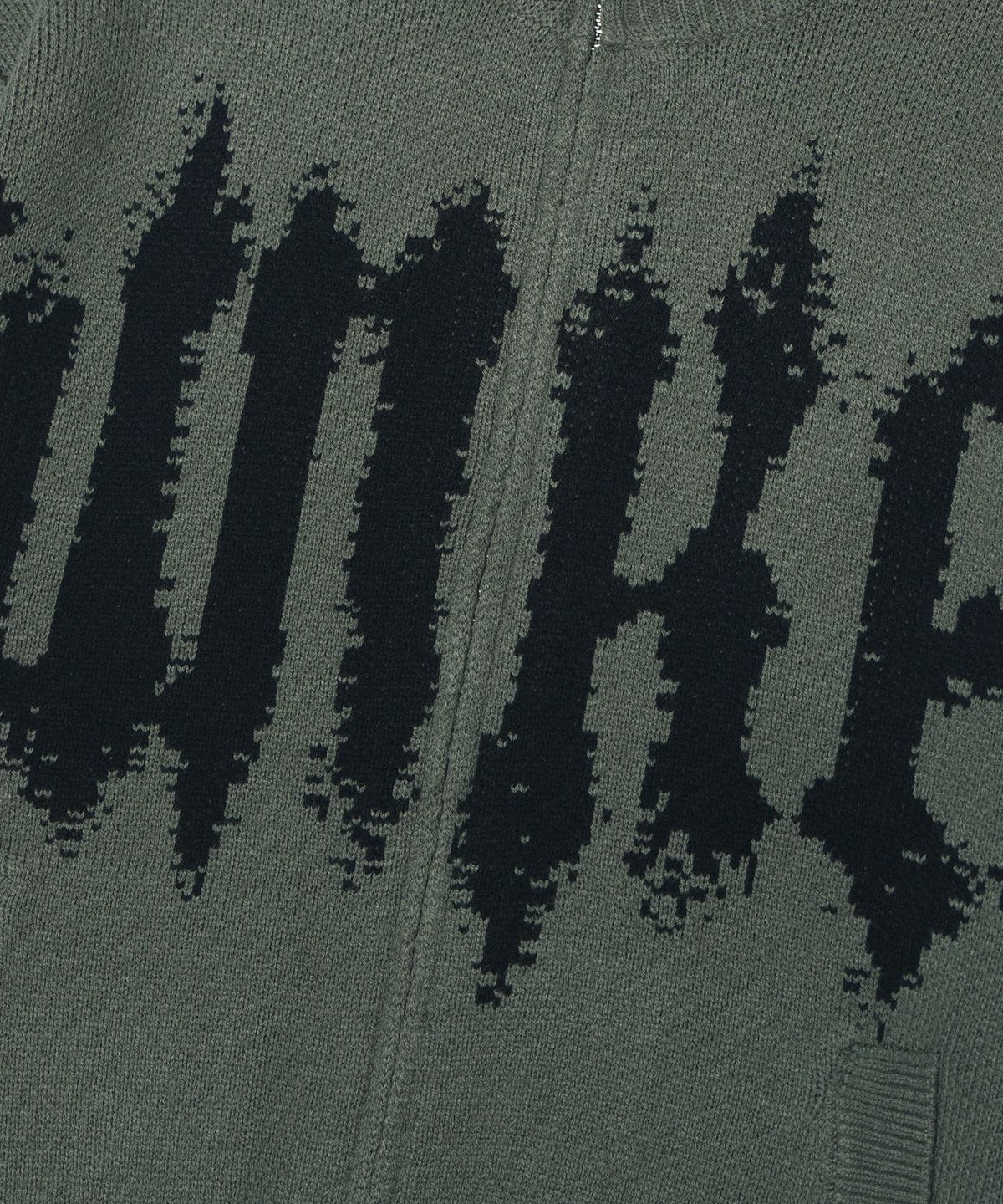 벙커버스터(BUNKERBUSTER) 하이넥 블러디 로고 니트 집업 MR5SU502_KHAKI