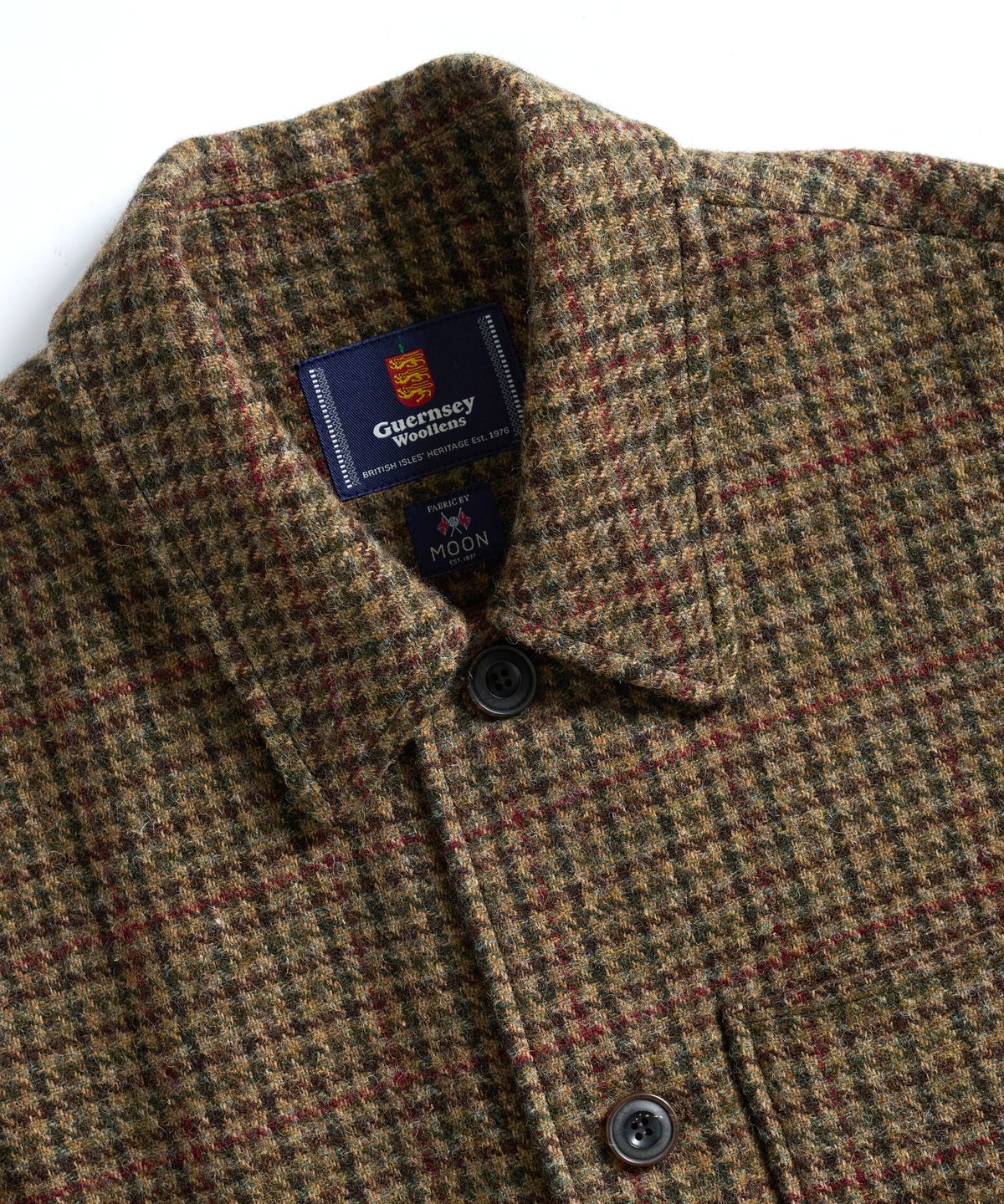 건지 울른스(Guernsey Woollens) [건지울른스X아브라함문] 하운드투스 울 초어 자켓 - 로덴 카멜