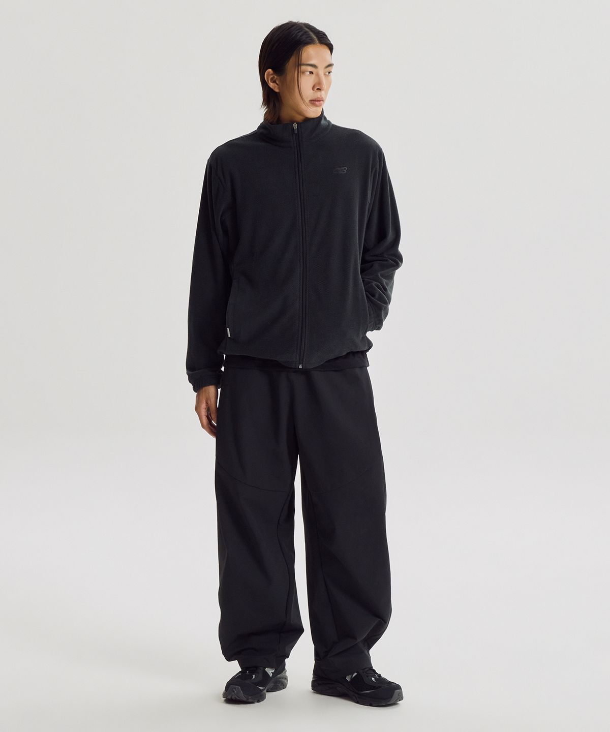 뉴발란스(NEW BALANCE) NBMDG42913 / UNI 에센셜 기모 플리스 집업 (BLACK)