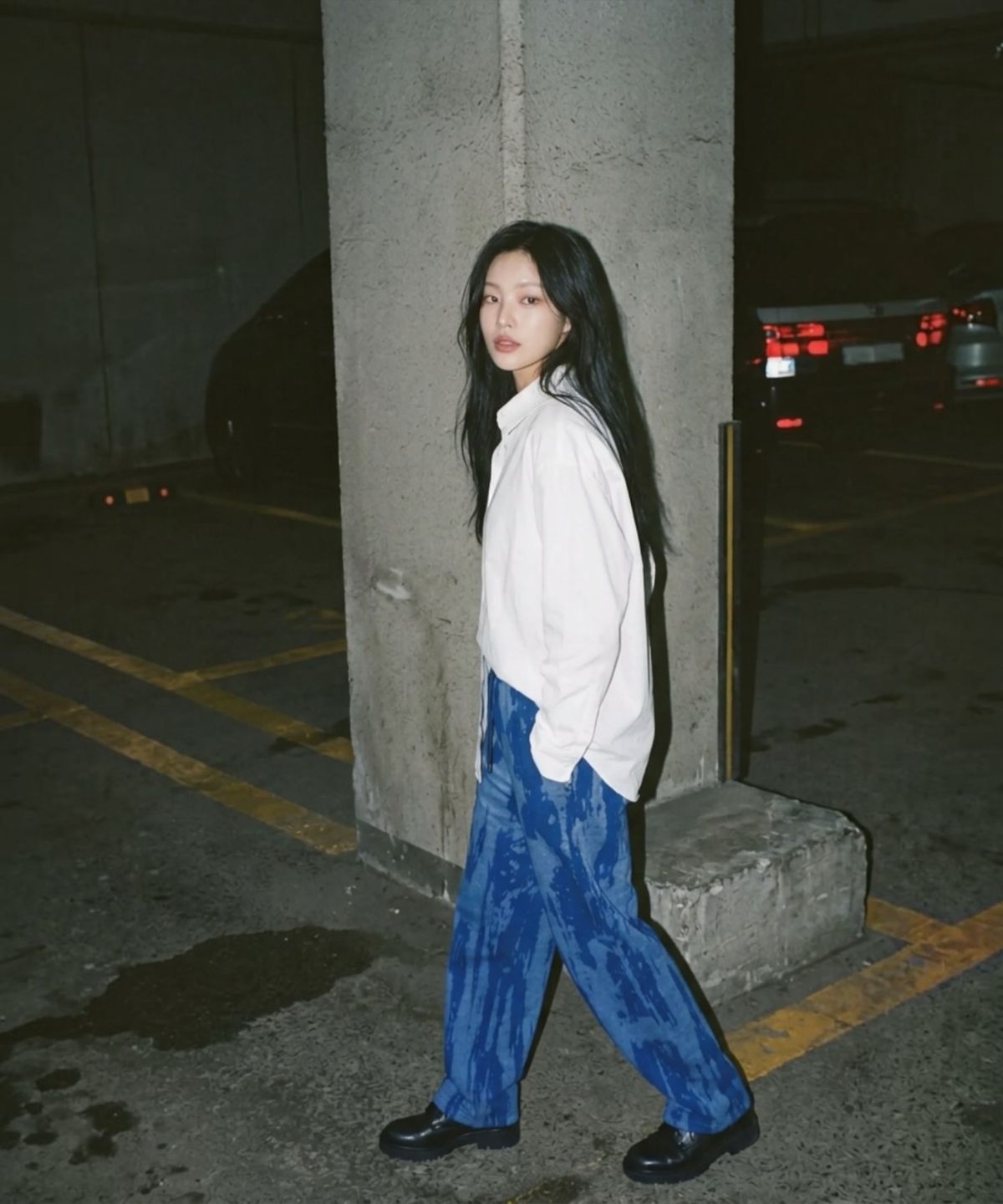 본슬리피(BORN SLIPPY) Drip Acid Wide Sweat Pants (Blue)