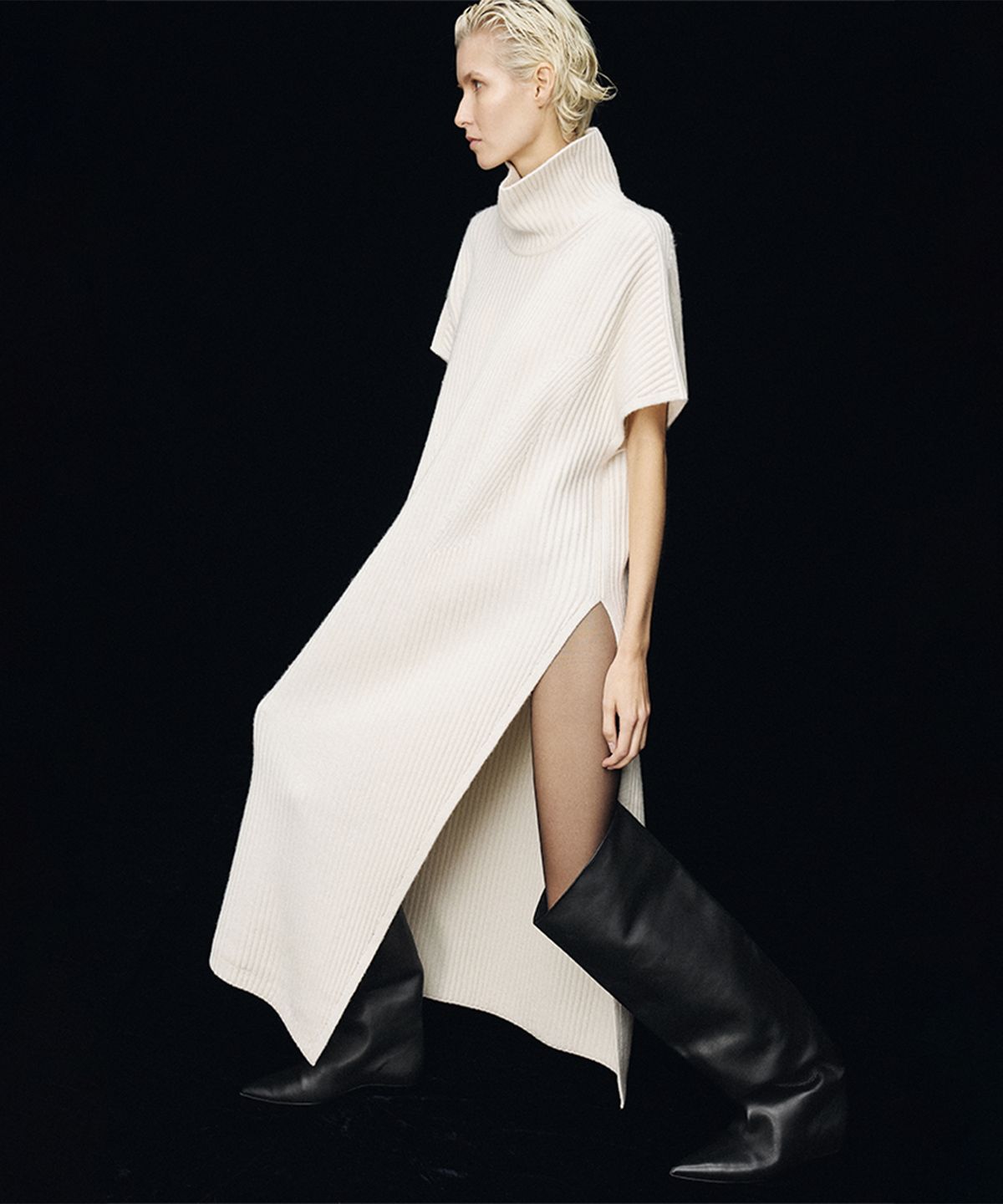 우마뭉(UMARMUNG) Wool cashmere turtleneck maxi dress_Ivory