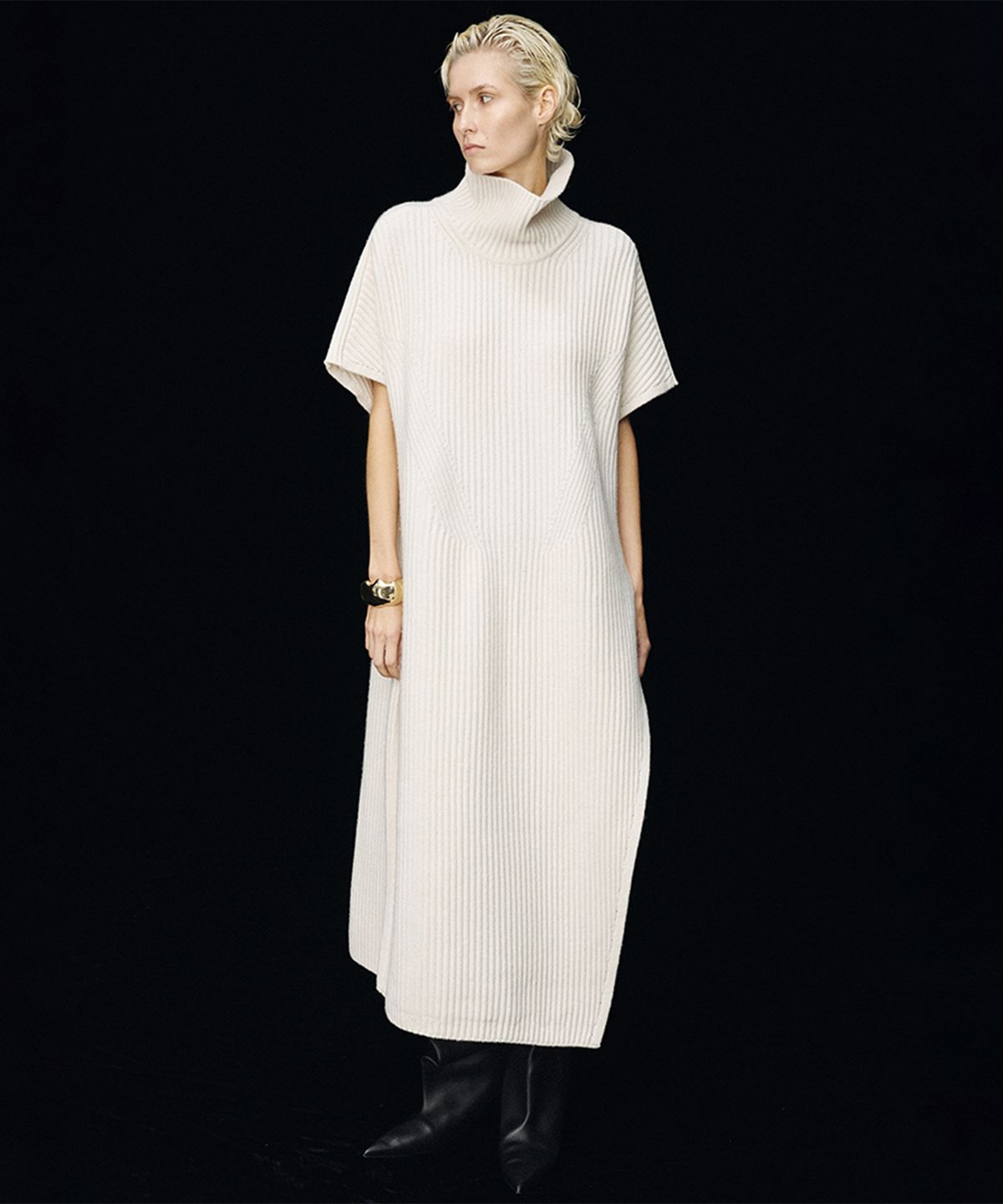 우마뭉(UMARMUNG) Wool cashmere turtleneck maxi dress_Ivory
