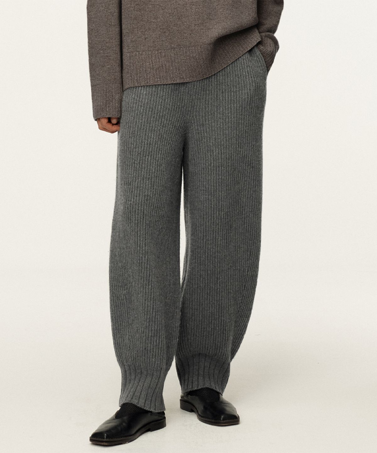 우마뭉(UMARMUNG) Wool cashmere ribbed whole garment pants_Etna grey