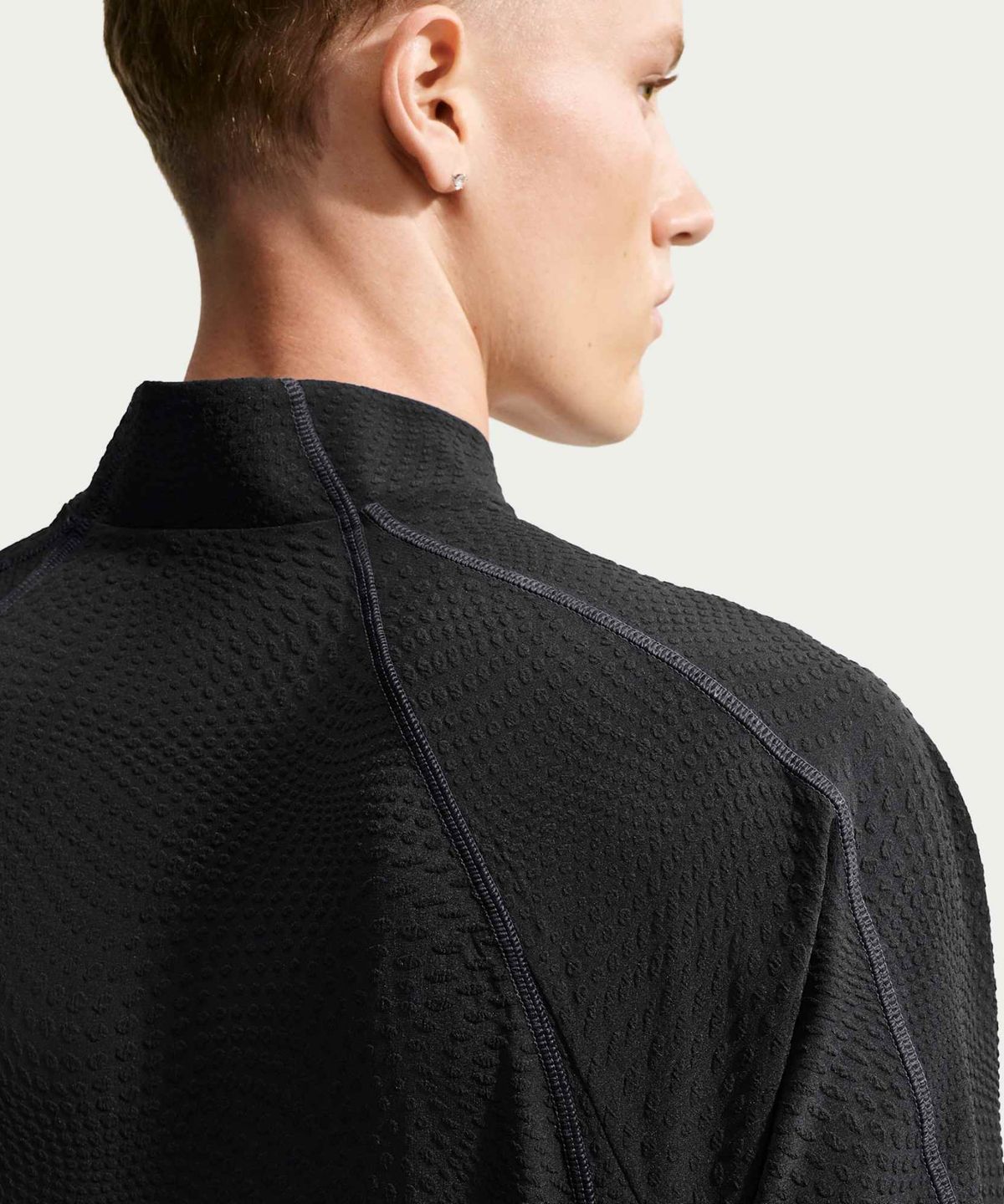 나이키(NIKE) 테크 루즈 드라이 핏 쿼터집 탑 M - 블랙 / IM6252-010