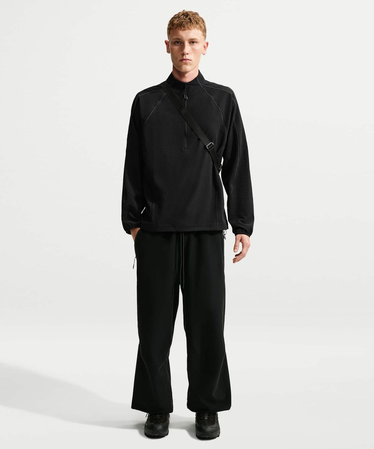 나이키(NIKE) 테크 루즈 드라이 핏 쿼터집 탑 M - 블랙 / IM6252-010