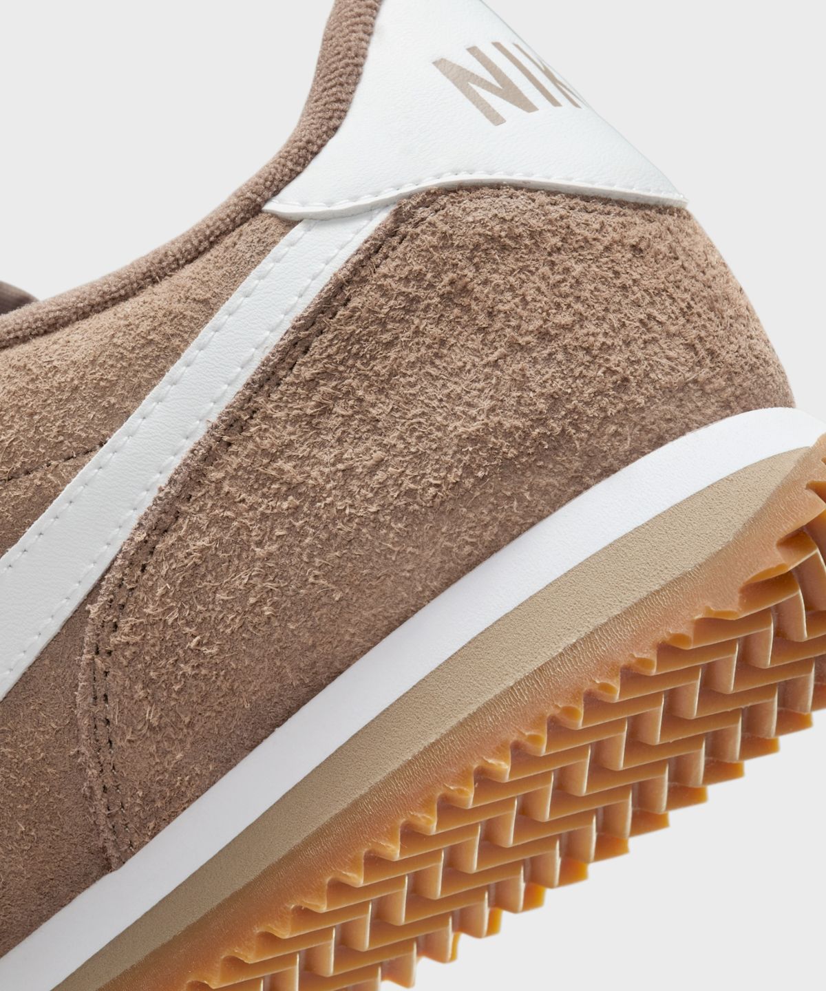 나이키(NIKE) 코르테즈 빈티지 스웨이드 W - 밍크 브라운:검 미디엄 브라운:화이트 / FJ2530-200