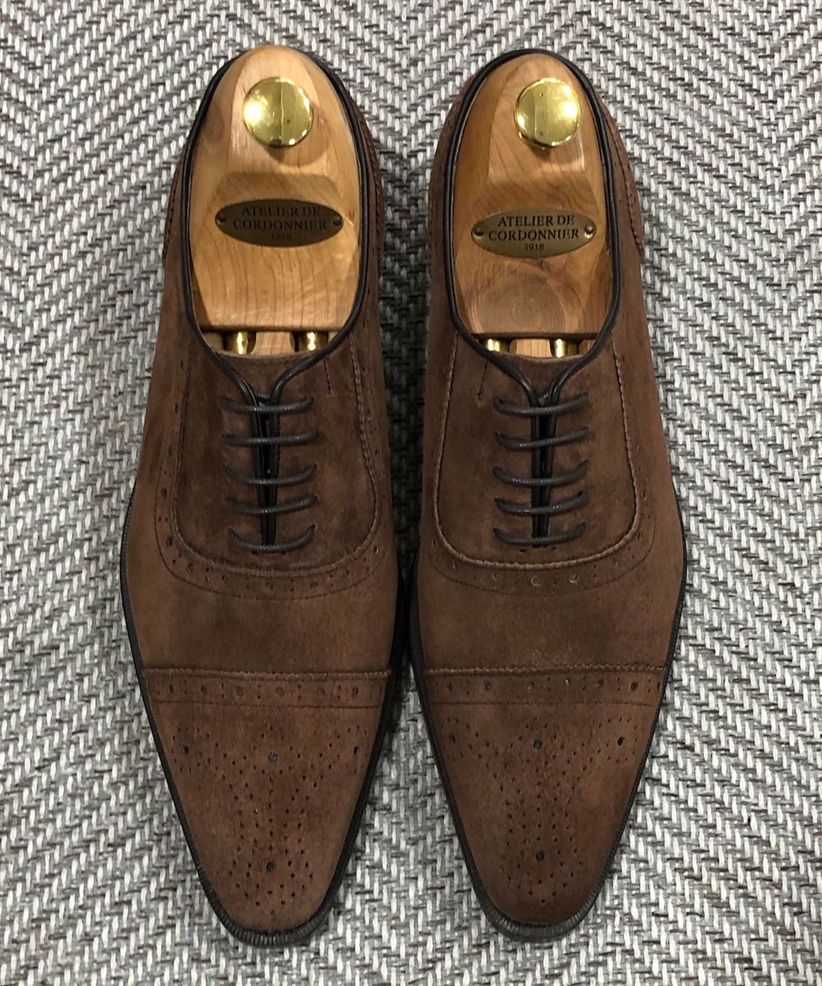 조앤슈(JOENSHOE) 헤리티지 스웨이드 브로깅 옥스퍼드 초코브라운