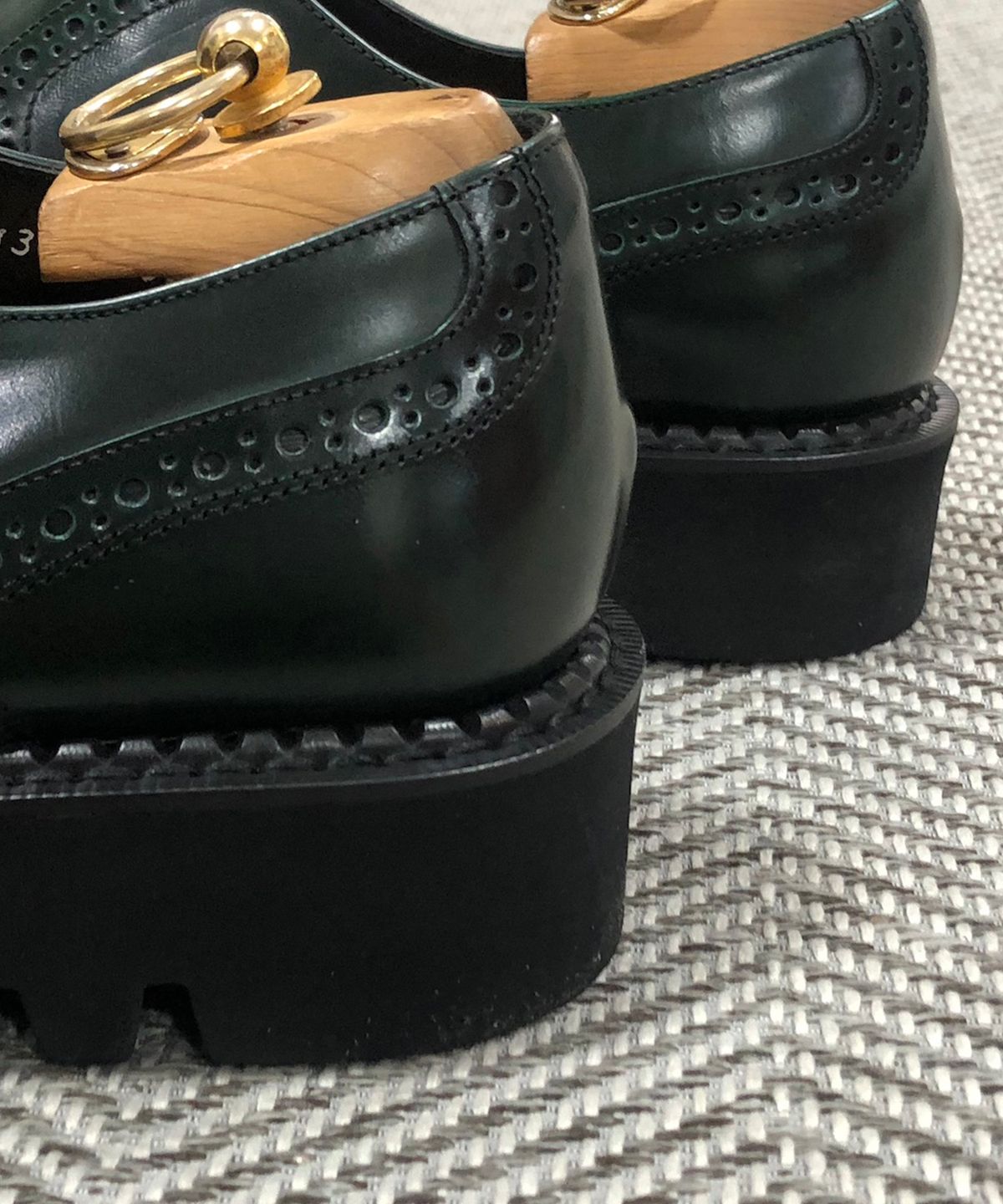 조앤슈(JOENSHOE) 토우컷 윙팁 옥스퍼드 그린