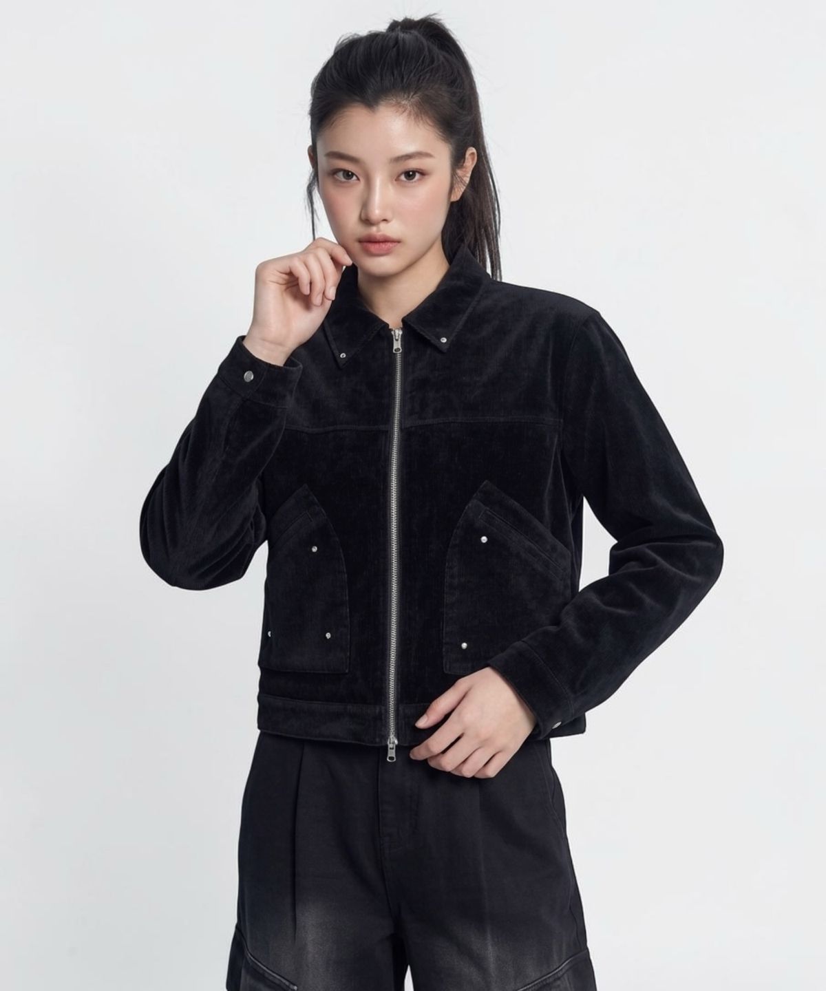 본슬리피(BORN SLIPPY) Midnight Velvet Zip Jacket (Black)