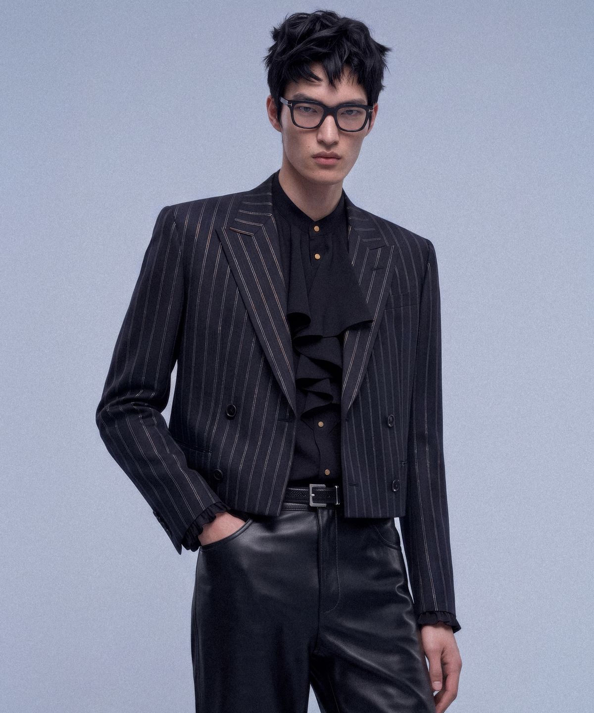 언티지(UNTAGE) 울 실크 스트라이프 크롭 자켓(UNISEX)_UTH-FB23