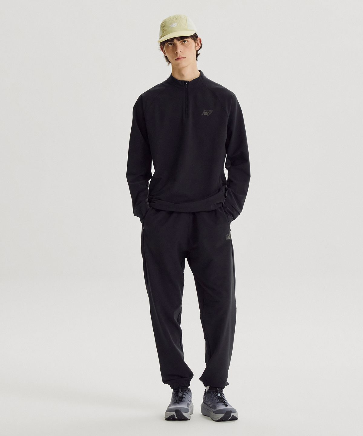 뉴발란스(NEW BALANCE) NBMDG45903 / UNI RC 하이브리드 스탠넥 베이스레이어 (BLACK)