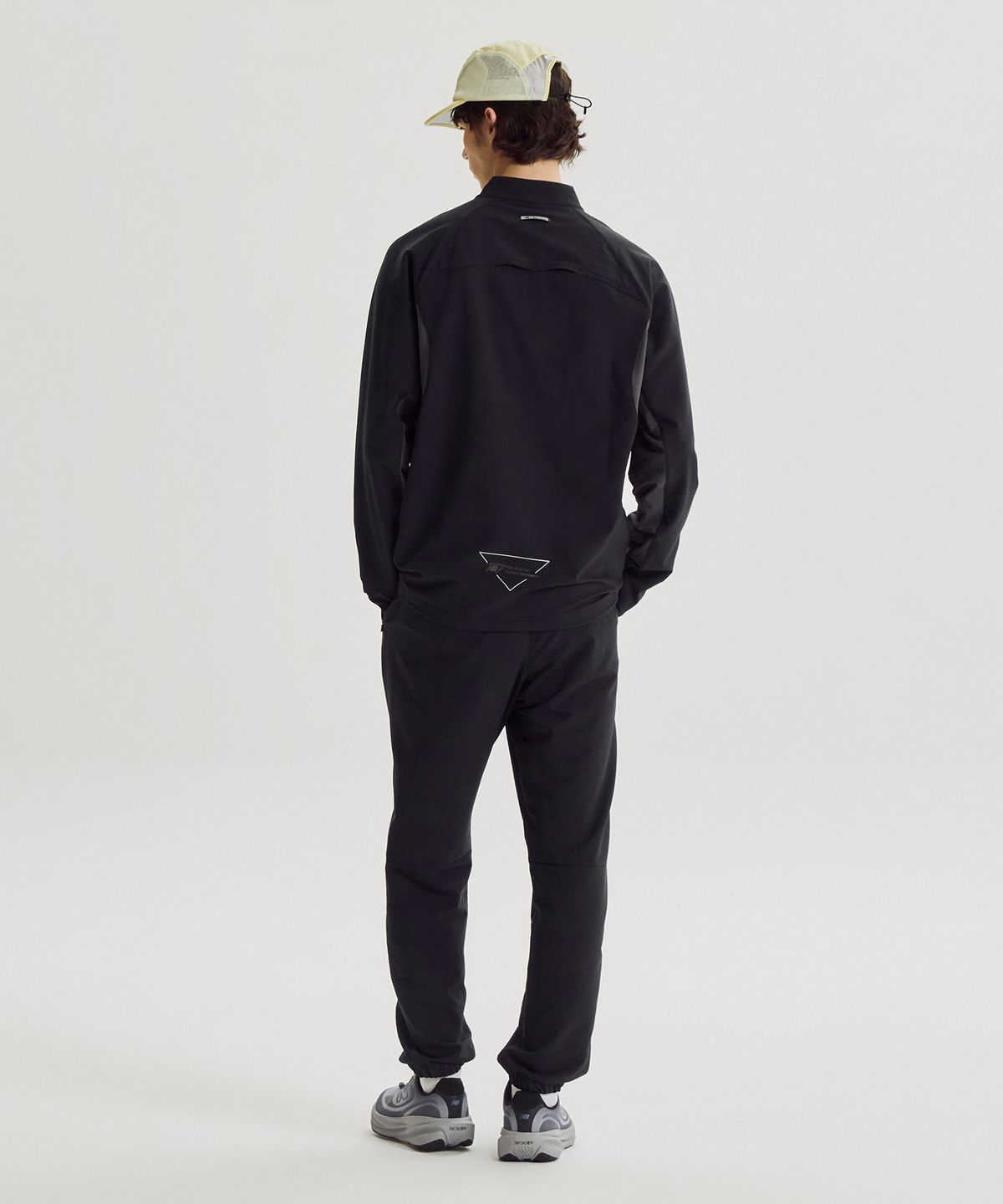뉴발란스(NEW BALANCE) NBMDG45903 / UNI RC 하이브리드 스탠넥 베이스레이어 (BLACK)