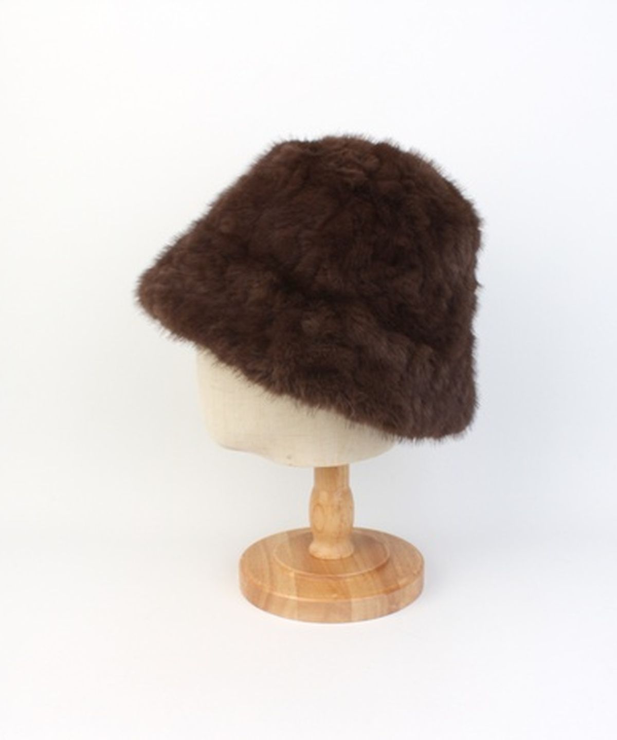 유니버셜 케미스트리(UNIVERSAL CHEMISTRY) Baby Fur Brown Bucket Hat 버킷햇