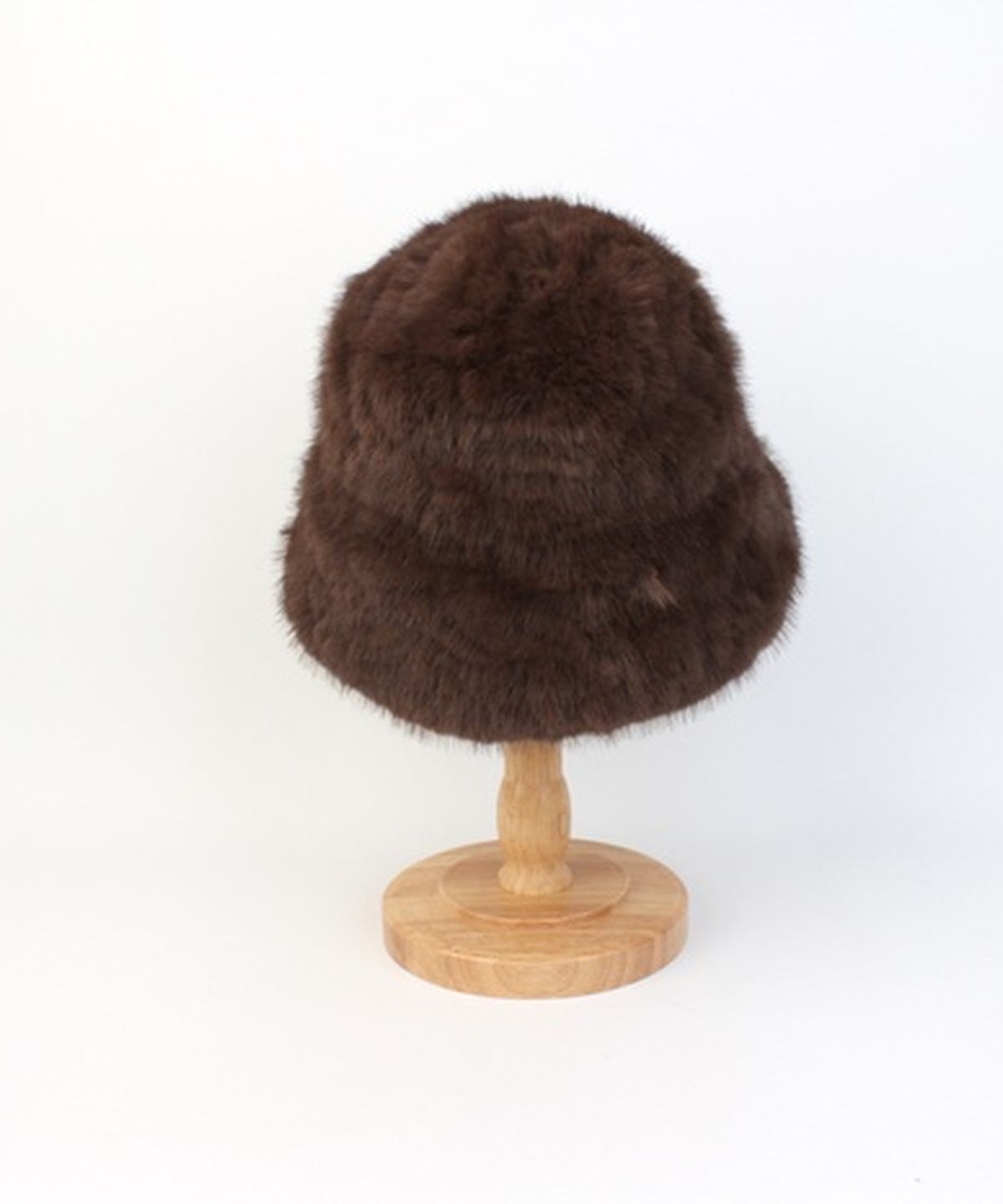 유니버셜 케미스트리(UNIVERSAL CHEMISTRY) Baby Fur Brown Bucket Hat 버킷햇