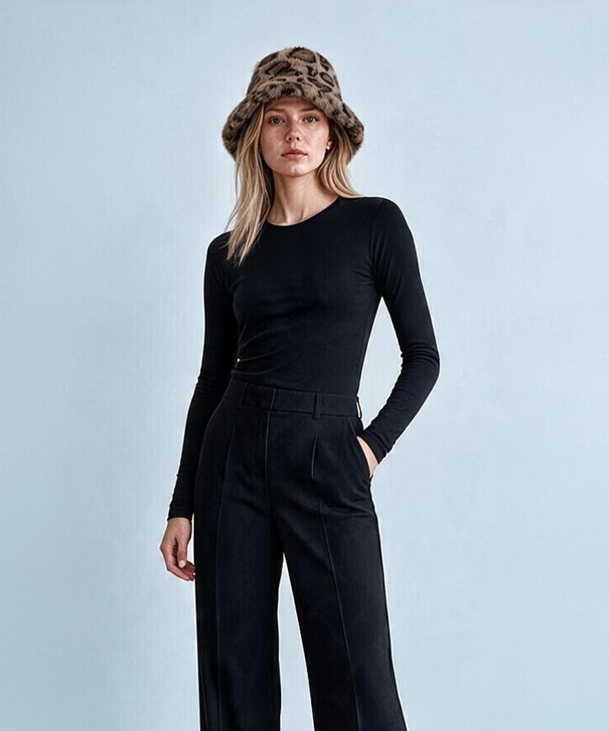 유니버셜 케미스트리(UNIVERSAL CHEMISTRY) Leopord Fur Bucket Hat 버킷햇