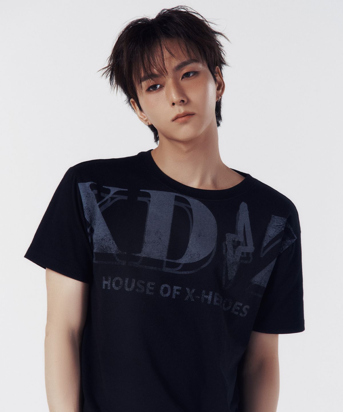 더바이닐하우스(THEVINYLHOUSE) [더바이닐하우스 X 엑디즈] FADED LOGO TEE BLACK