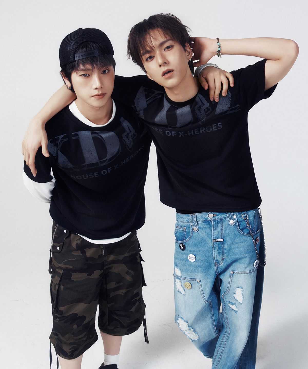 더바이닐하우스(THEVINYLHOUSE) [더바이닐하우스 X 엑디즈] FADED LOGO TEE BLACK