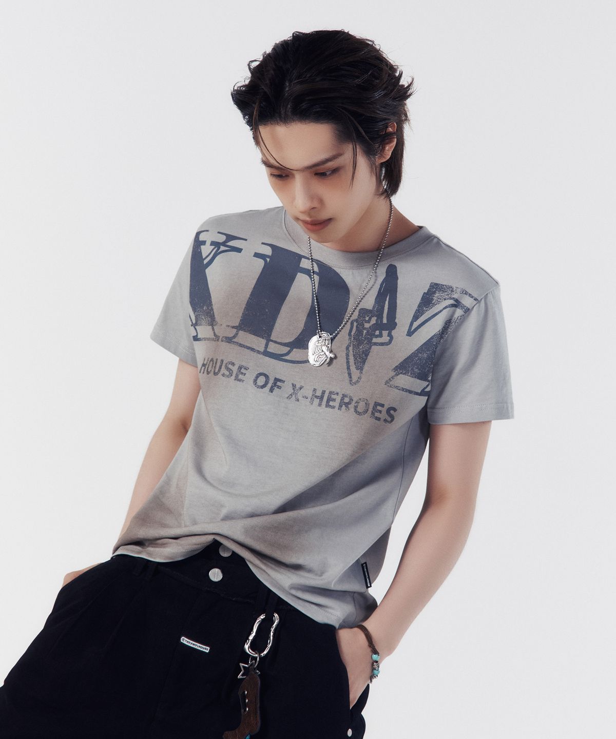 더바이닐하우스(THEVINYLHOUSE) [더바이닐하우스 X 엑디즈] FADED LOGO TEE GREY