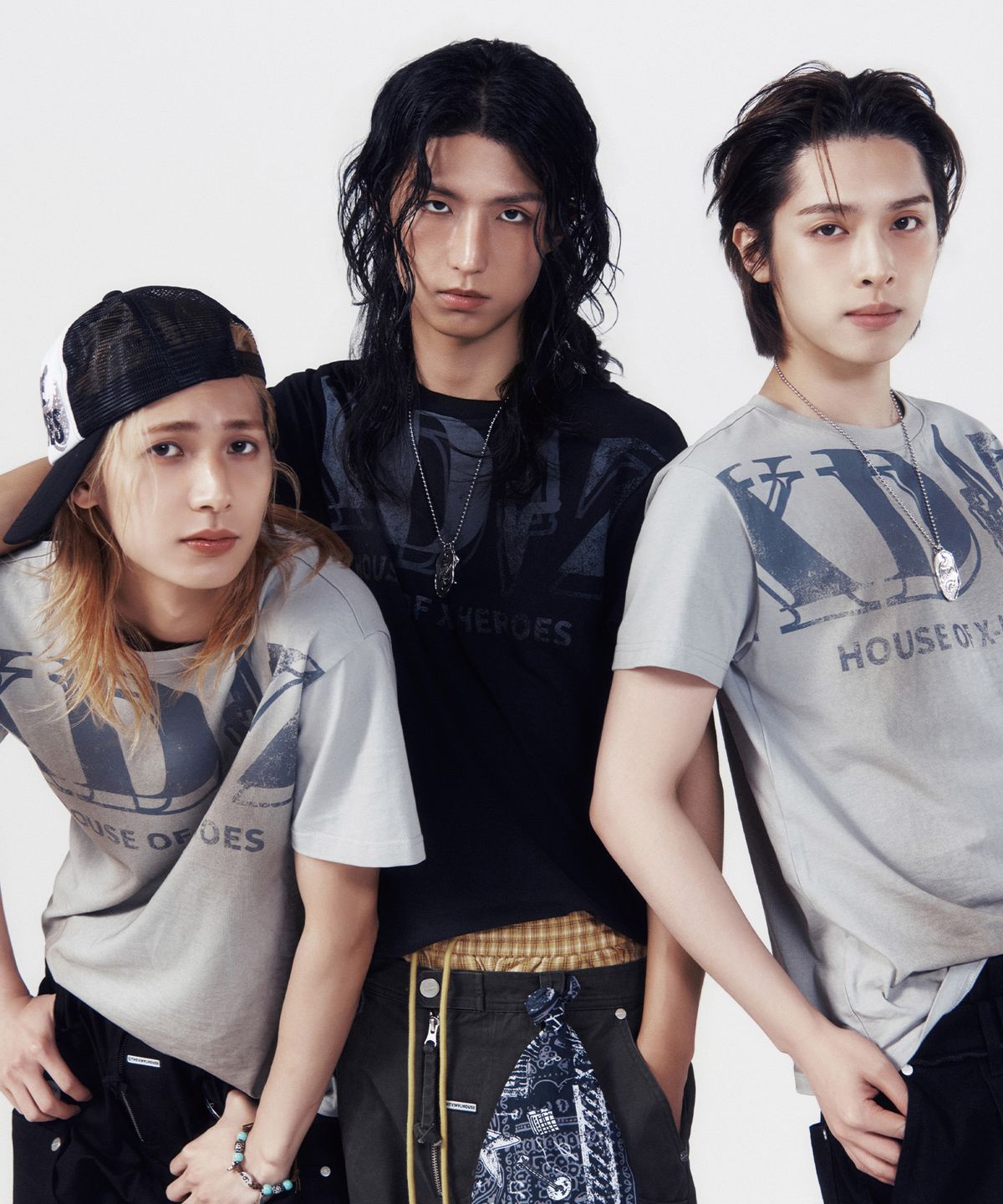 더바이닐하우스(THEVINYLHOUSE) [더바이닐하우스 X 엑디즈] FADED LOGO TEE GREY