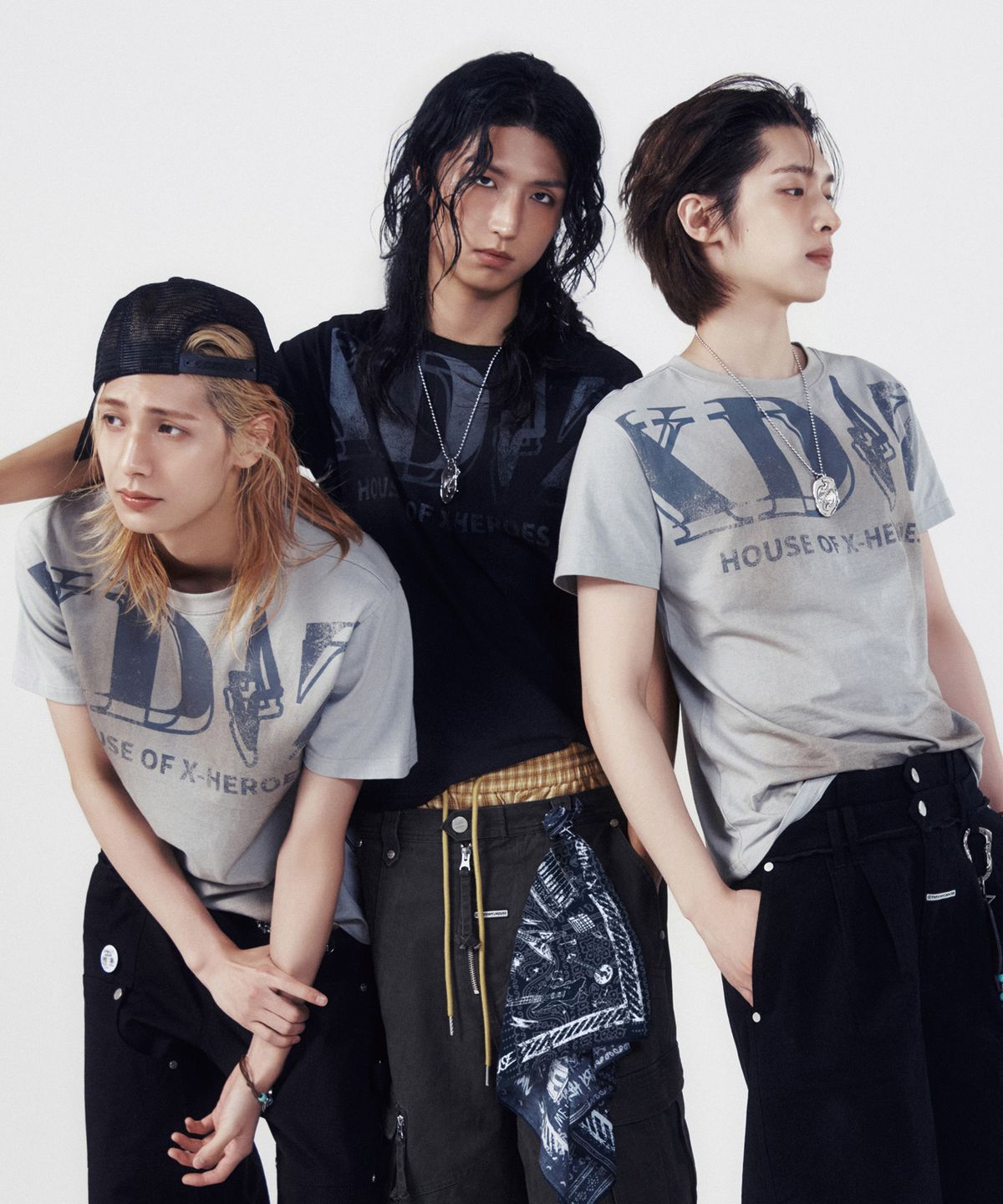 더바이닐하우스(THEVINYLHOUSE) [더바이닐하우스 X 엑디즈] FADED LOGO TEE GREY