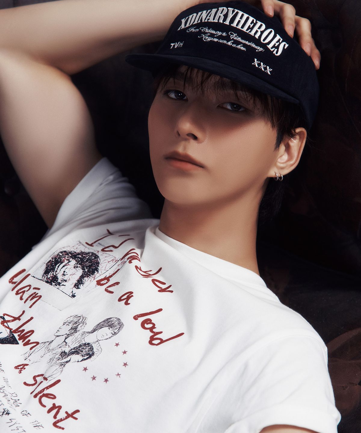 더바이닐하우스(THEVINYLHOUSE) [더바이닐하우스 X 엑디즈] DOODLE COLLAGE TEE WHITE