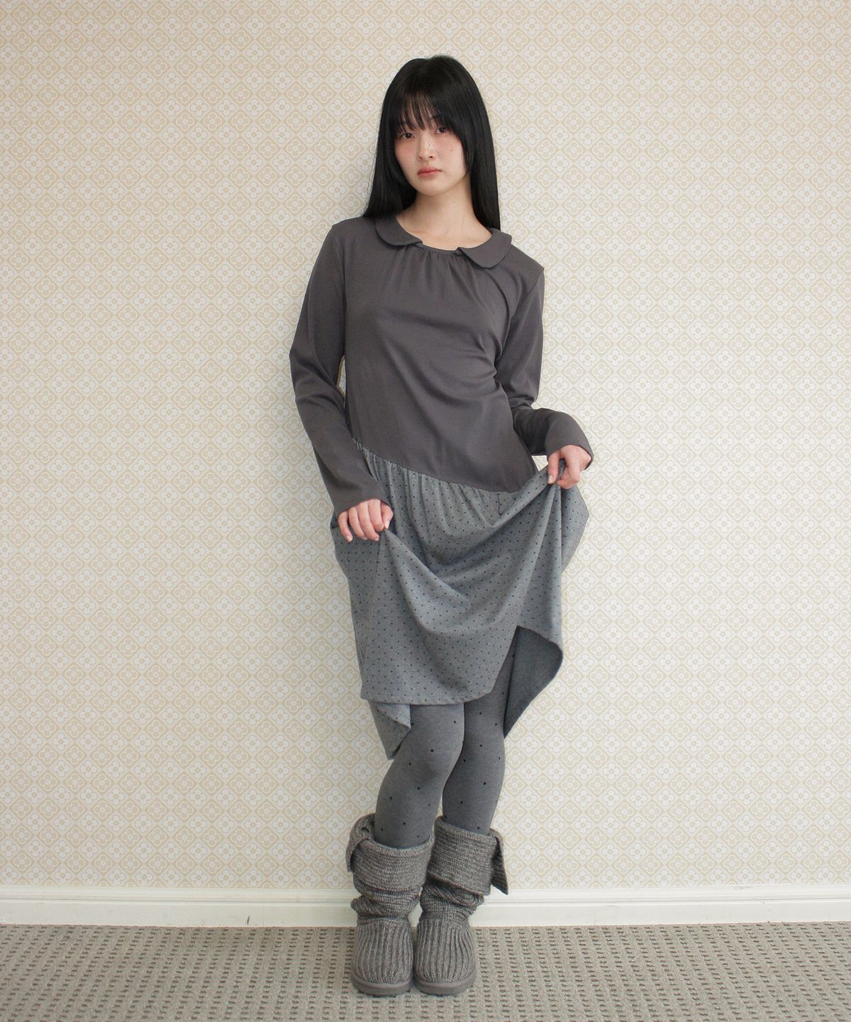 아메스 월드와이드(AMES-WORLDWIDE) DOT SHIRRING UNBALANCE DRESS CHARCOAL