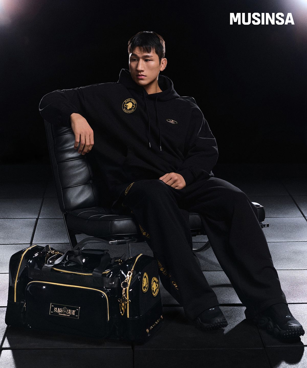 본투윈(BORN TO WIN) [BORNTOWIN X BLACK COMBAT] DUFFLE BAG [BLACK]