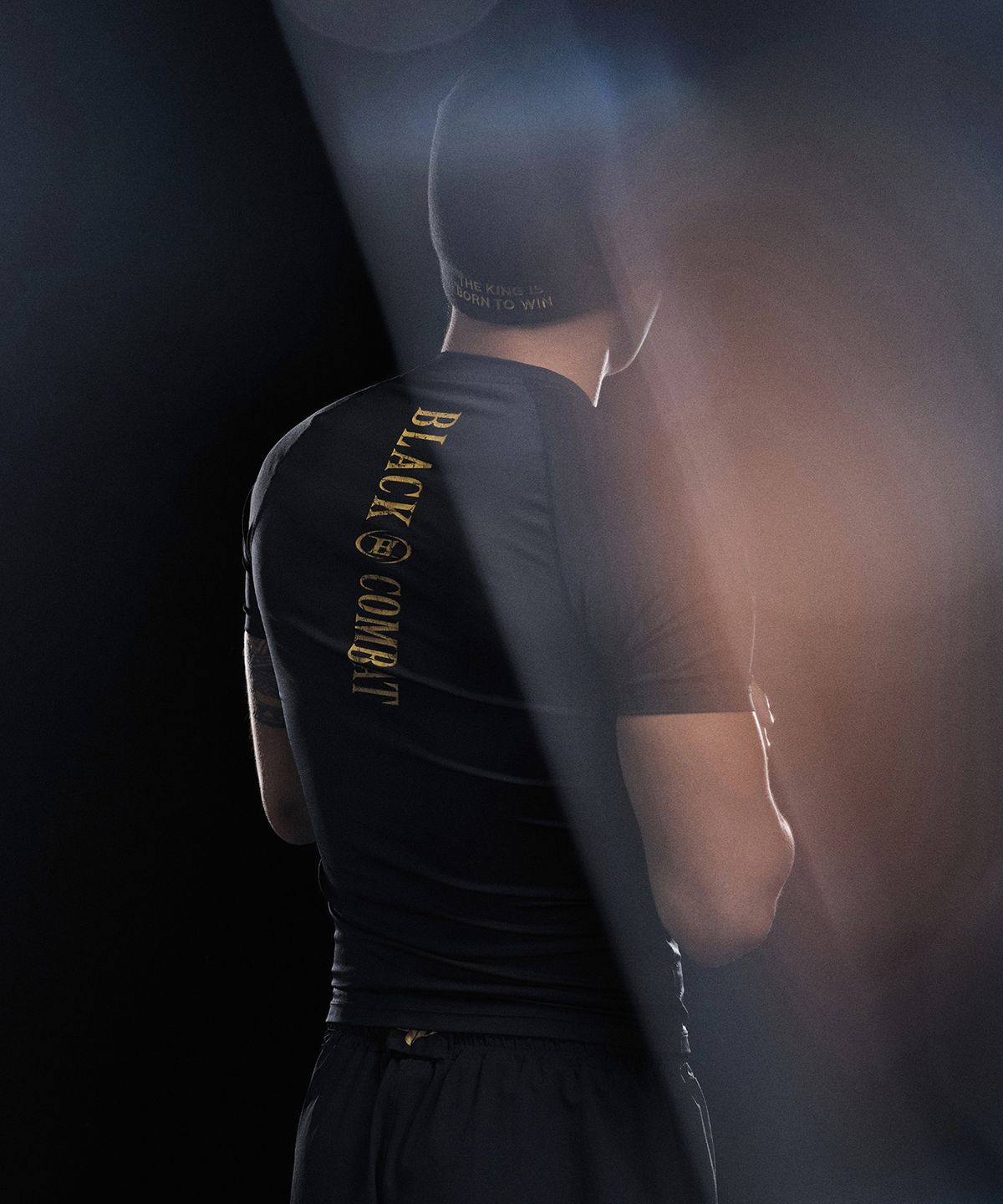 본투윈(BORN TO WIN) [BORNTOWIN X BLACK COMBAT] COMPRESSION T-SHIRTS [BLACK]