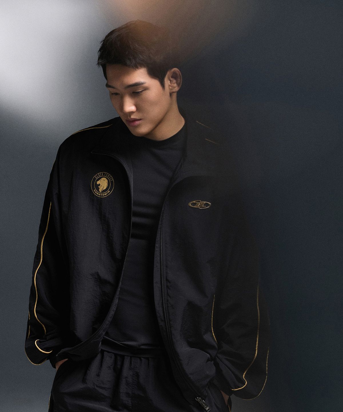 본투윈(BORN TO WIN) [BORNTOWIN X BLACK COMBAT] WIND BREAKER JACKET [BLACK]