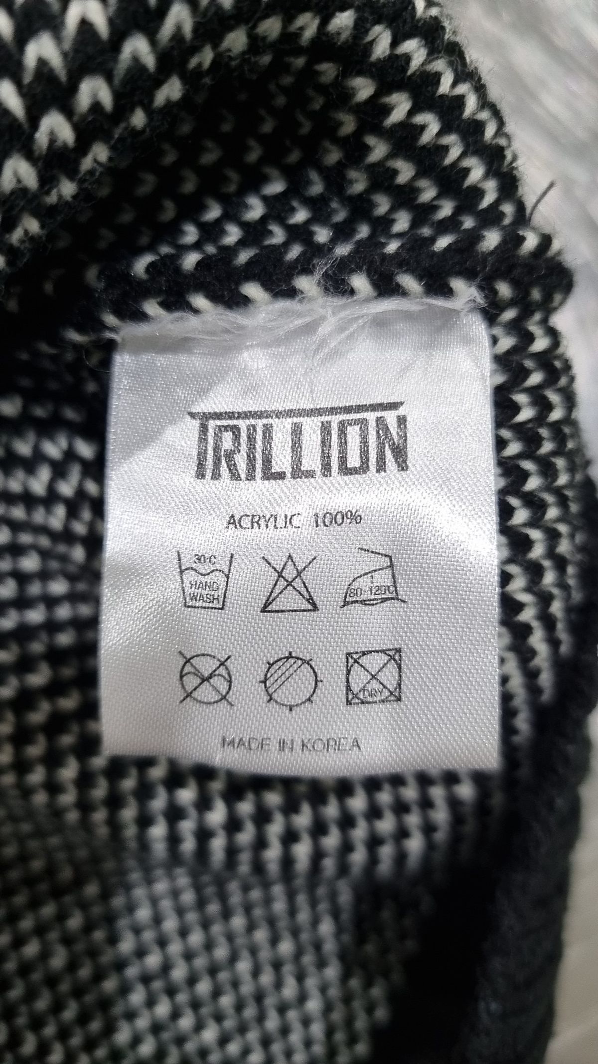 트릴리온(TRILLION) 니트/스웨터 M