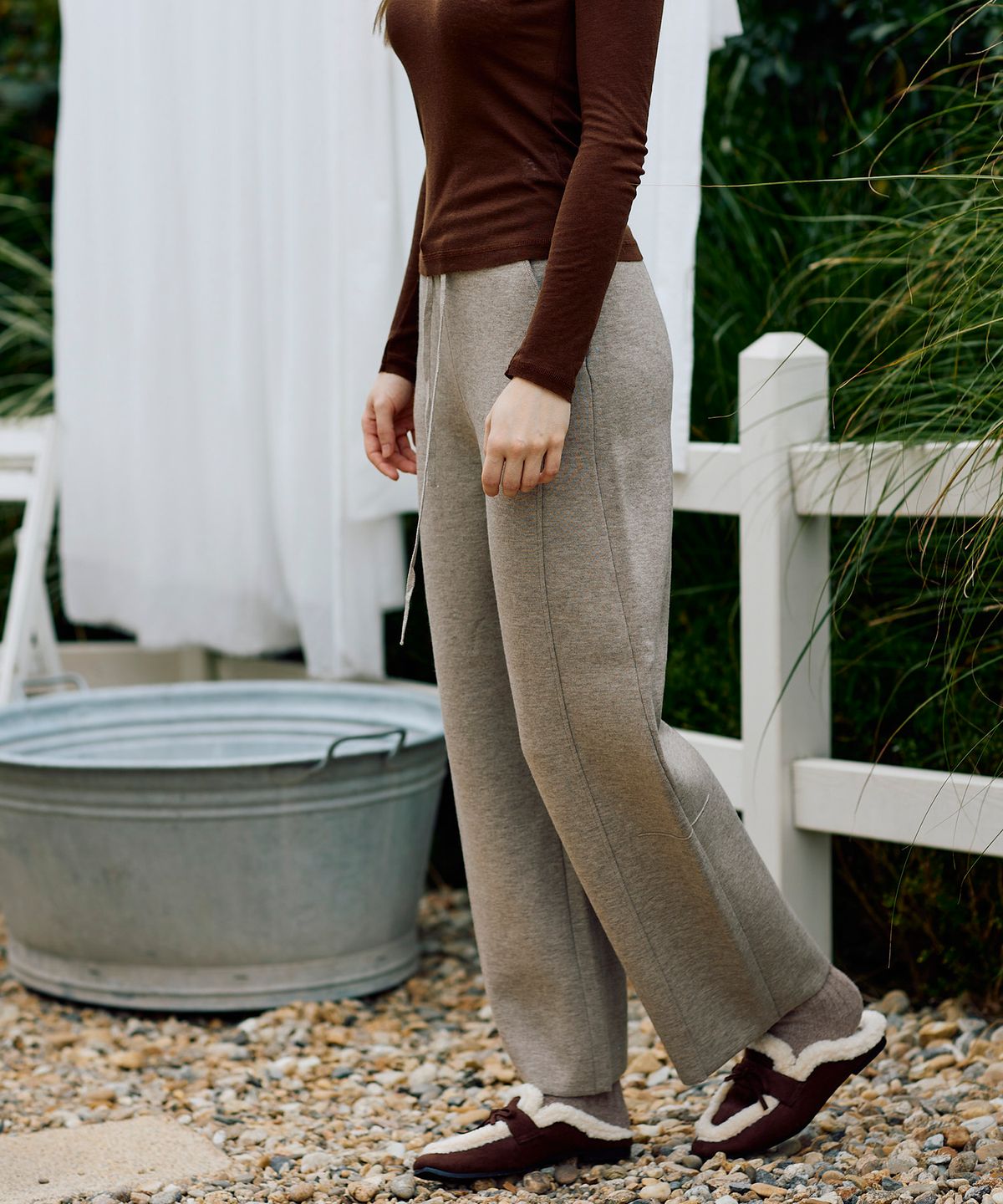 티나블러썸(TINABLOSSOM) VOL BEIGE KNIT PANTS