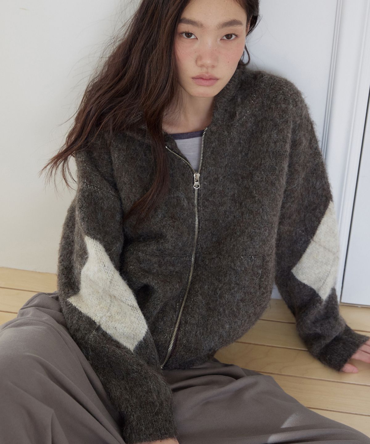 렌세(RENSE) Argyle Knit Hooded Zip-Up Brown