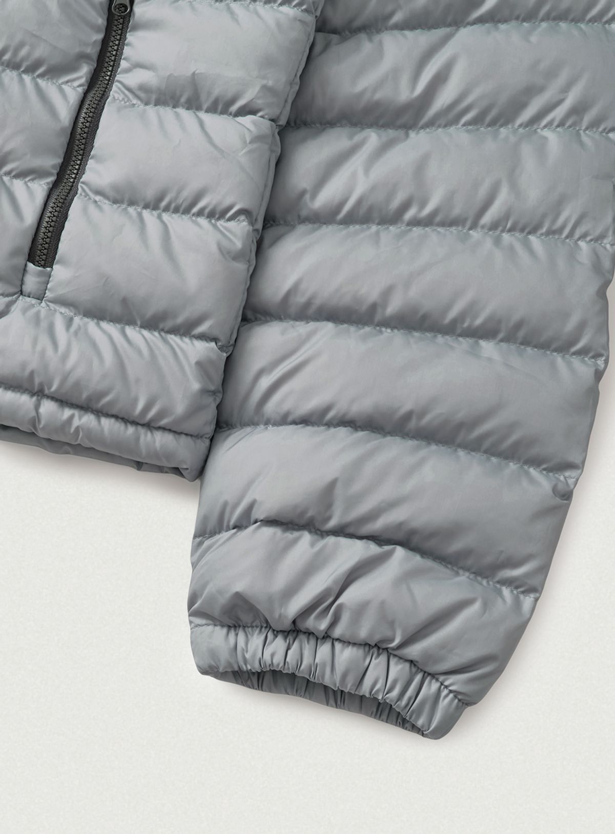 더바넷(THEBARNNET) Pebble Light Goose Down Hoodie Jacket_Silver Blue