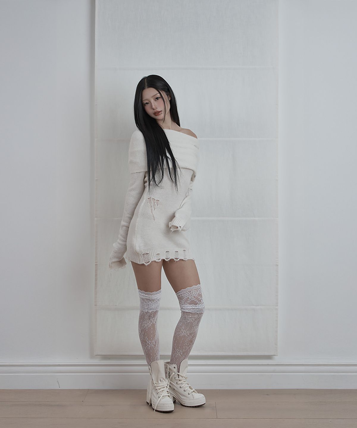 에트오소메(ETRE AU SOMMET) Drape One-Shoulder  Knit One-Piece (Ivory)