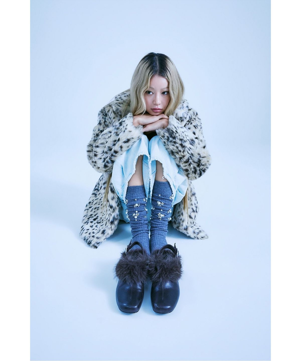슈콤마보니(SUECOMMA BONNIE) Volume up Fur buckle slingback(brown)_DG2DW26701BRN