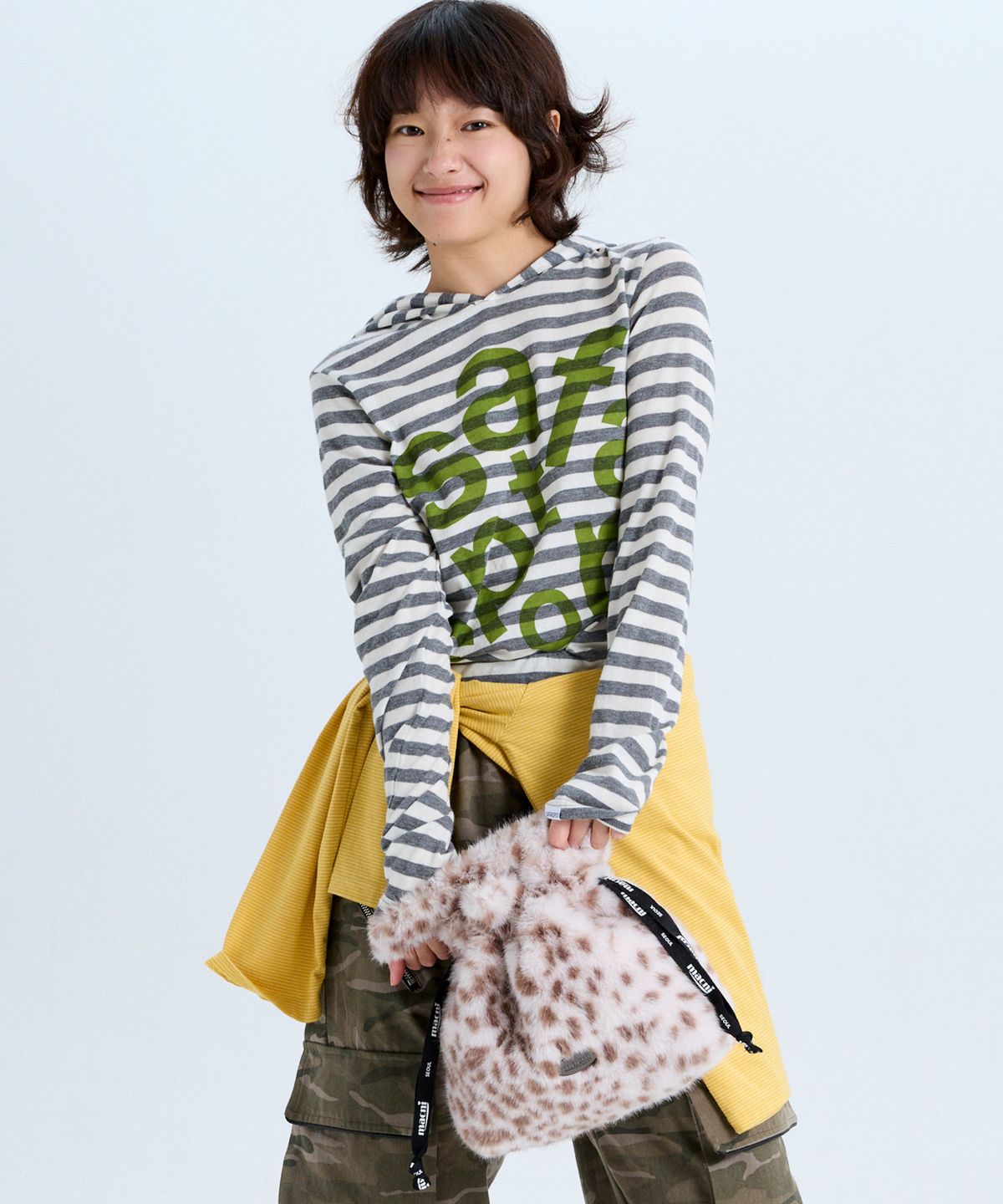 마크니(MACNI) POPO LEOPARD STRING POUCH BAG SOFT PINK