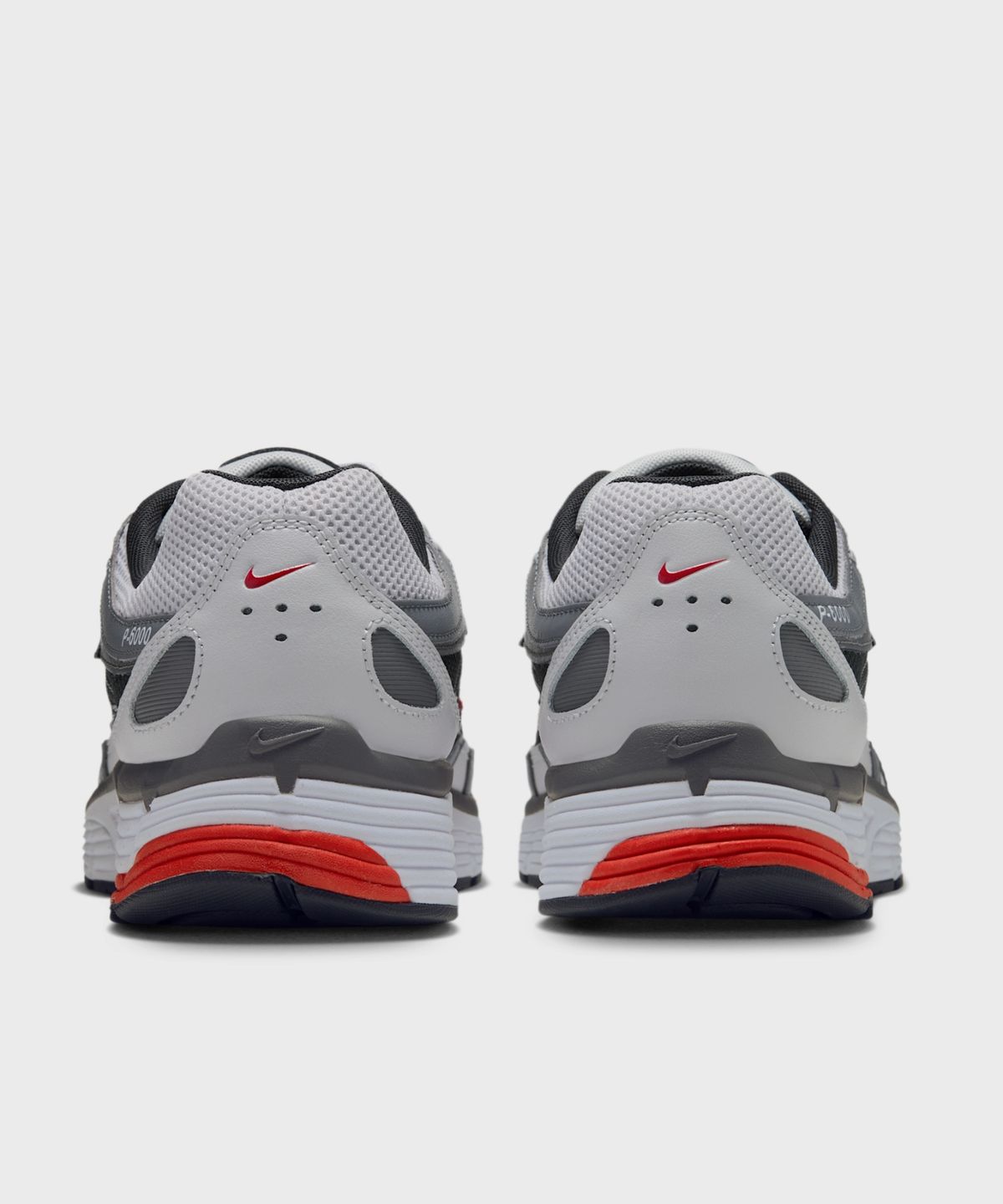 나이키(NIKE) P-6000 M - 포톤 더스트:스모크 그레이:화이트:다크 스모크 그레이 / IX6221-003