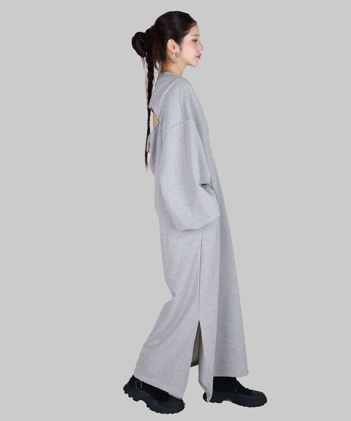 달솜(DALSOM) Back Slit V-Neck Dress [ gr ]