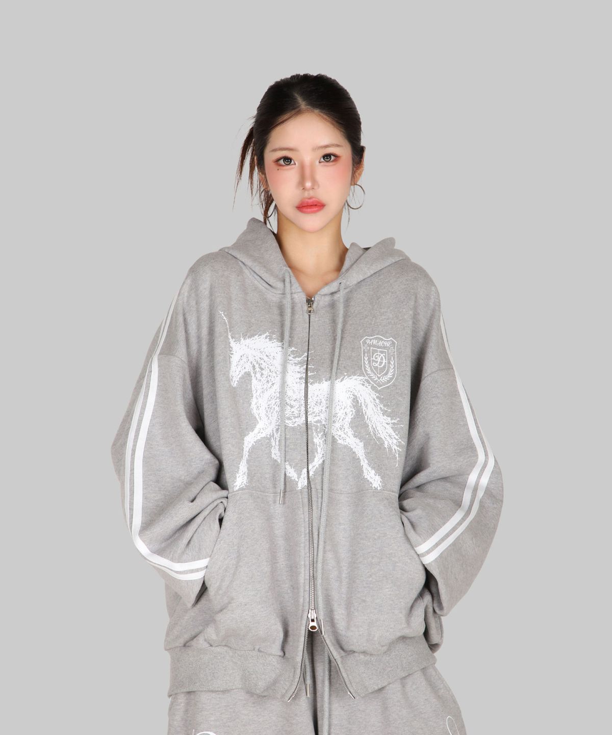 달솜(DALSOM) Horse Track Hoodie [ gr ]