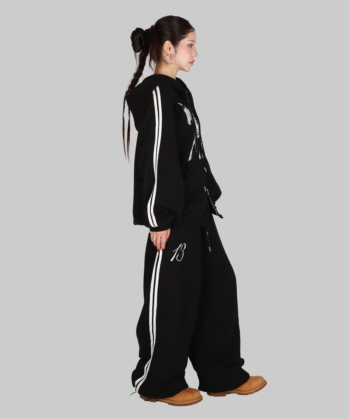 달솜(DALSOM) Horse Track Pants [ bk ]