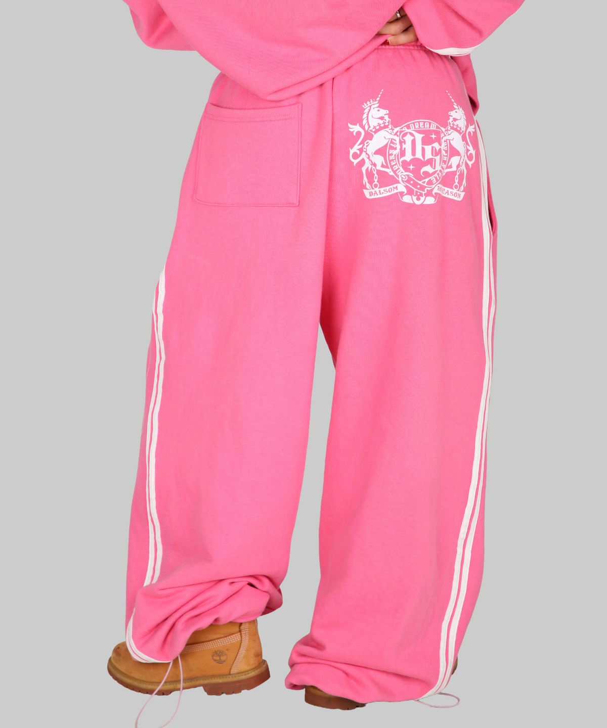 달솜(DALSOM) Horse Track Pants [ pink ]