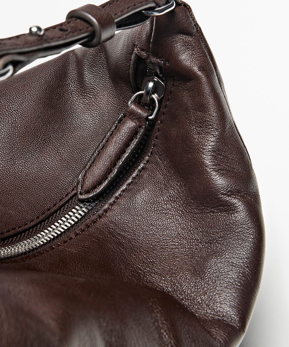 마시모두띠(MASSIMO DUTTI) 스몰 나파 가죽 핸드백