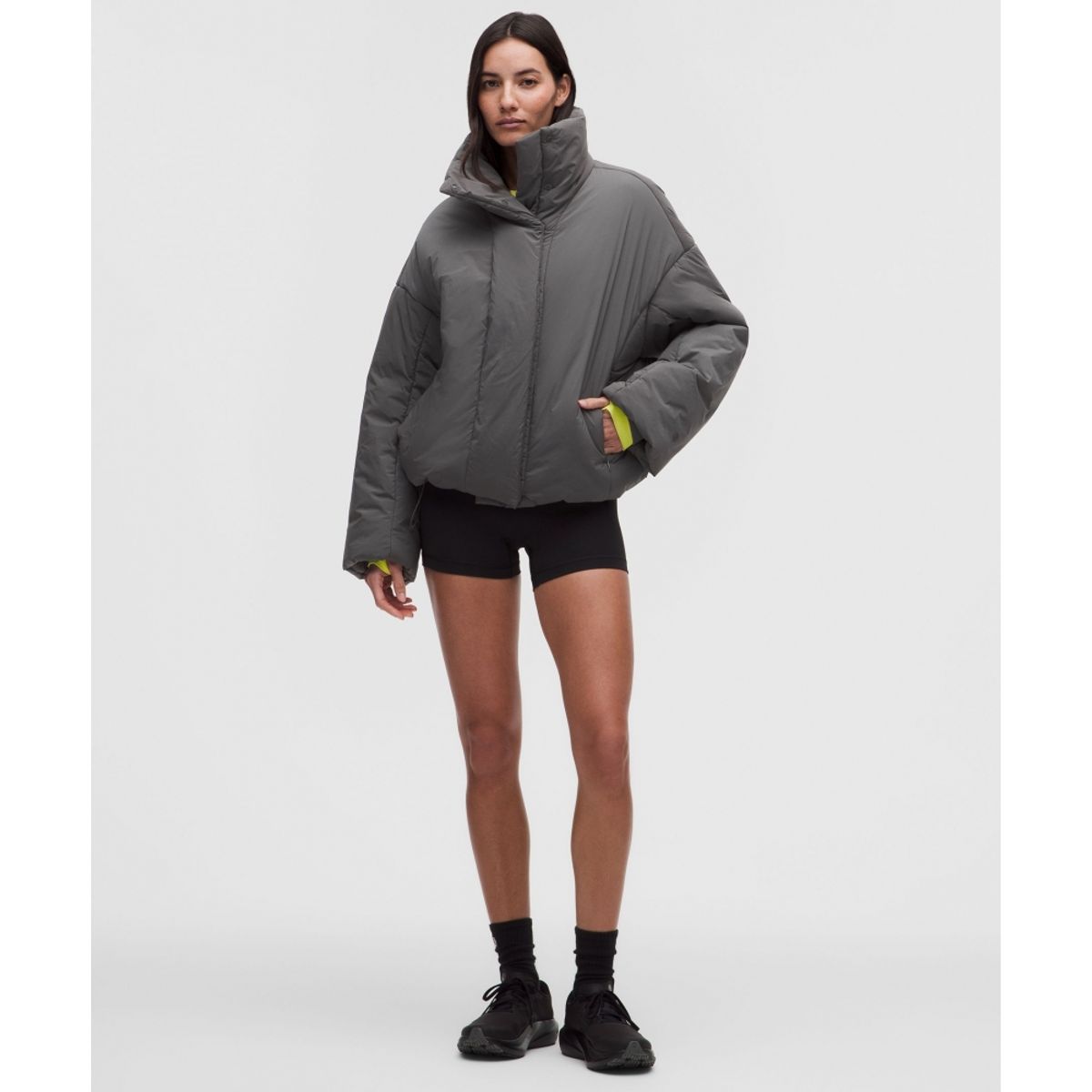 룰루레몬(LULULEMON) 우먼스 하이 로프트 PrimaLoft™ UltraPeak™ 푸퍼